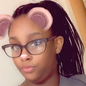 Meet your Posher, Curnella